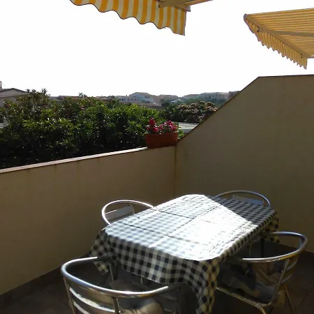 Iva Apartment *