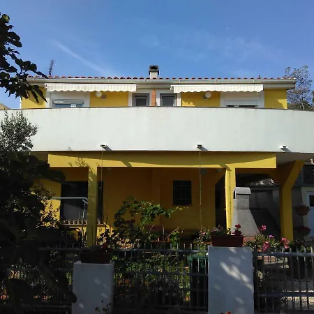 Iva Apartment *